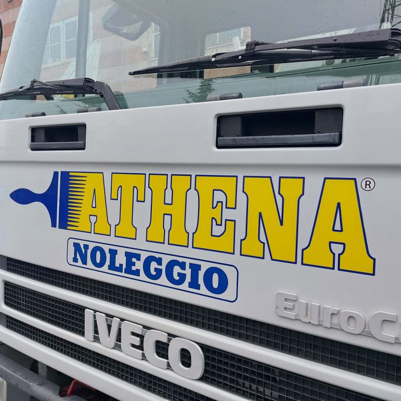 Personalizzazione grafiche camion Athena
