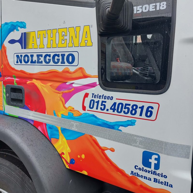 Personalizzazione grafiche camion Athena